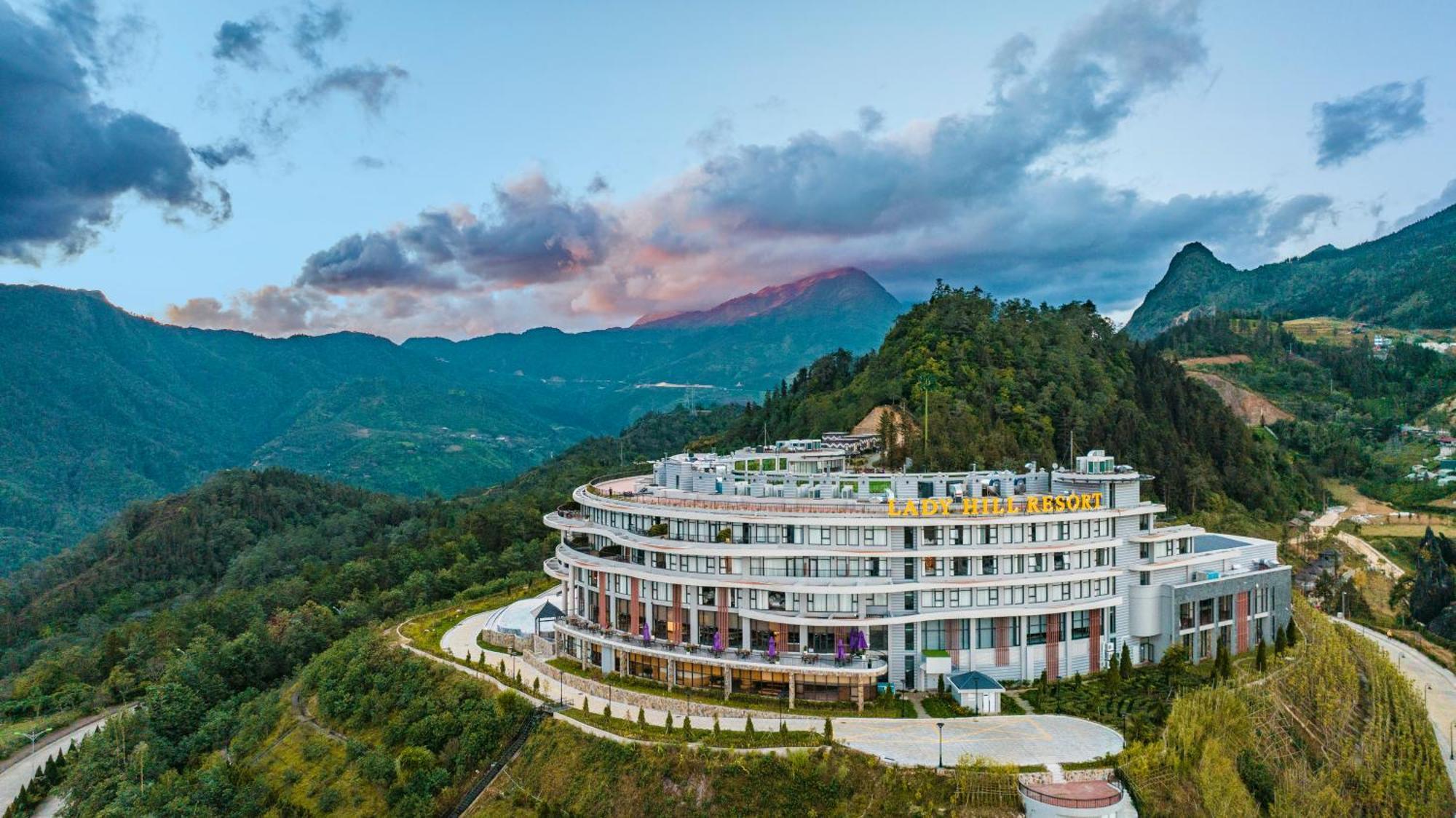 Lady Hill Sapa Resort Esterno foto